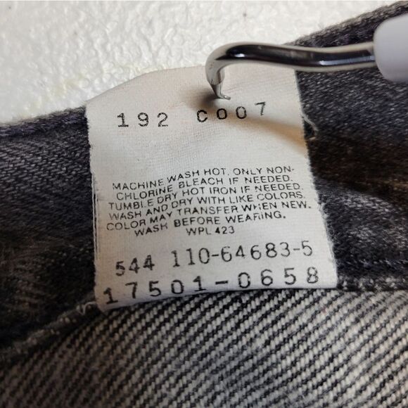 Levi's Vintage 501 Junoirs - Women's Grayish Black Button-Fly Jeans USA 90s - Picture 11 of 14